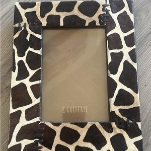 Z-Gallery Giraffe print picture frame.